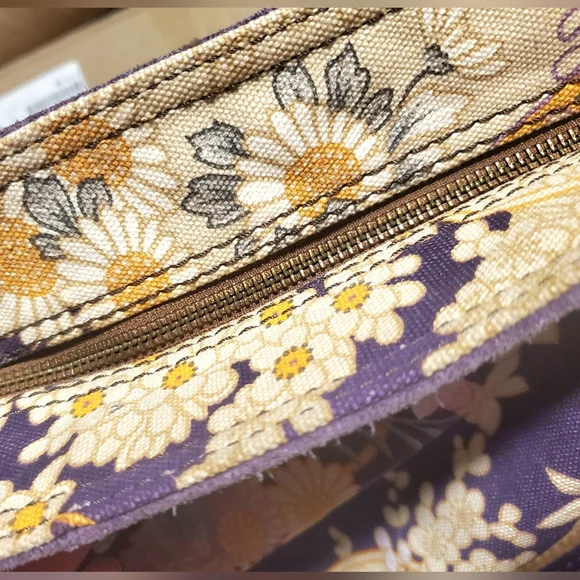 LUCKY Floral Canvas Suede Tote Bag - Picture 9 of 15